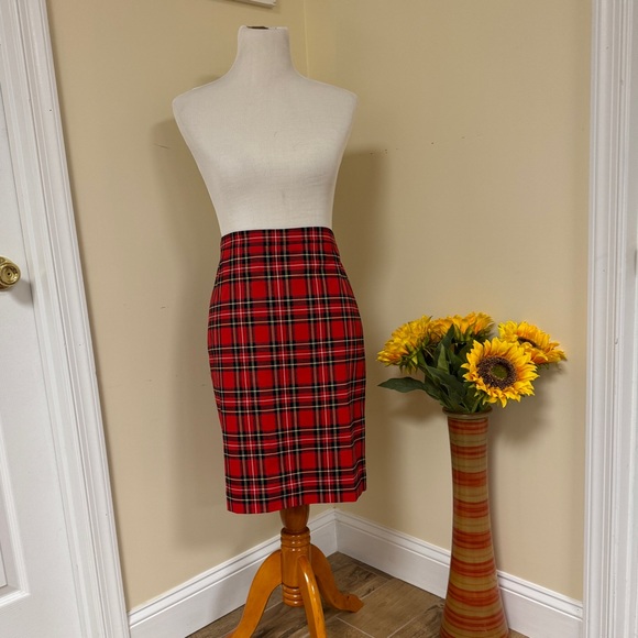 J. Crew Dresses & Skirts - NWT J Crew Red Tartan Plaid Pencil Skirt Size 6